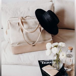 Beis Weekender in Beige